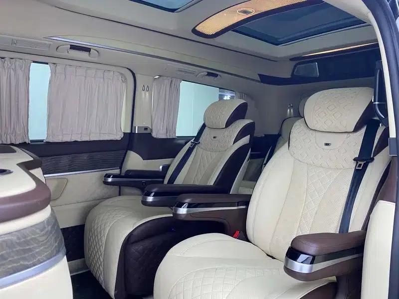 Mercedes-Benz V-Class 2018 V 260 L Premium Extended Edition (China VI Emission Standard) — миниатюра 18