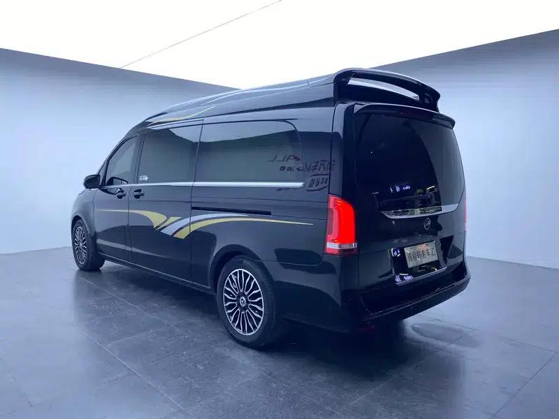 Mercedes-Benz V-Class 2018 V 260 L Premium Extended Edition (China VI Emission Standard) — миниатюра 4