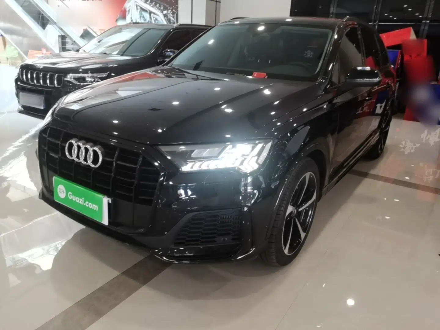 Audi Q7 2020 55 TFSI quattro Black Warrior Exclusive Edition — миниатюра 1