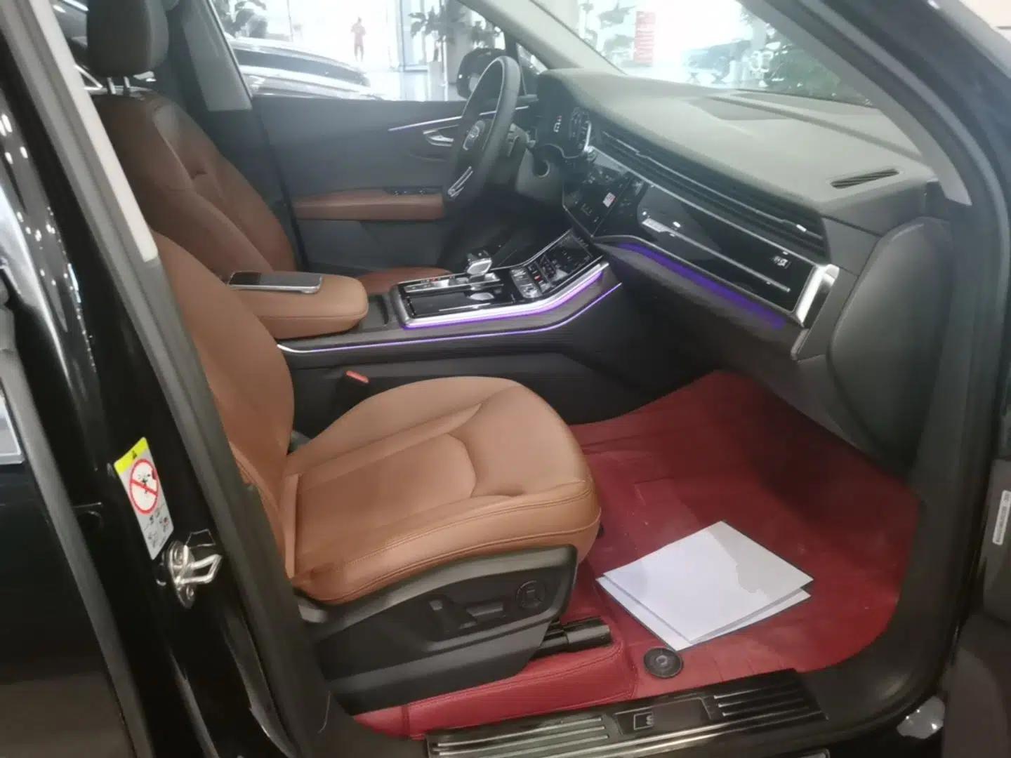 Audi Q7 2020 55 TFSI quattro Black Warrior Exclusive Edition — миниатюра 19