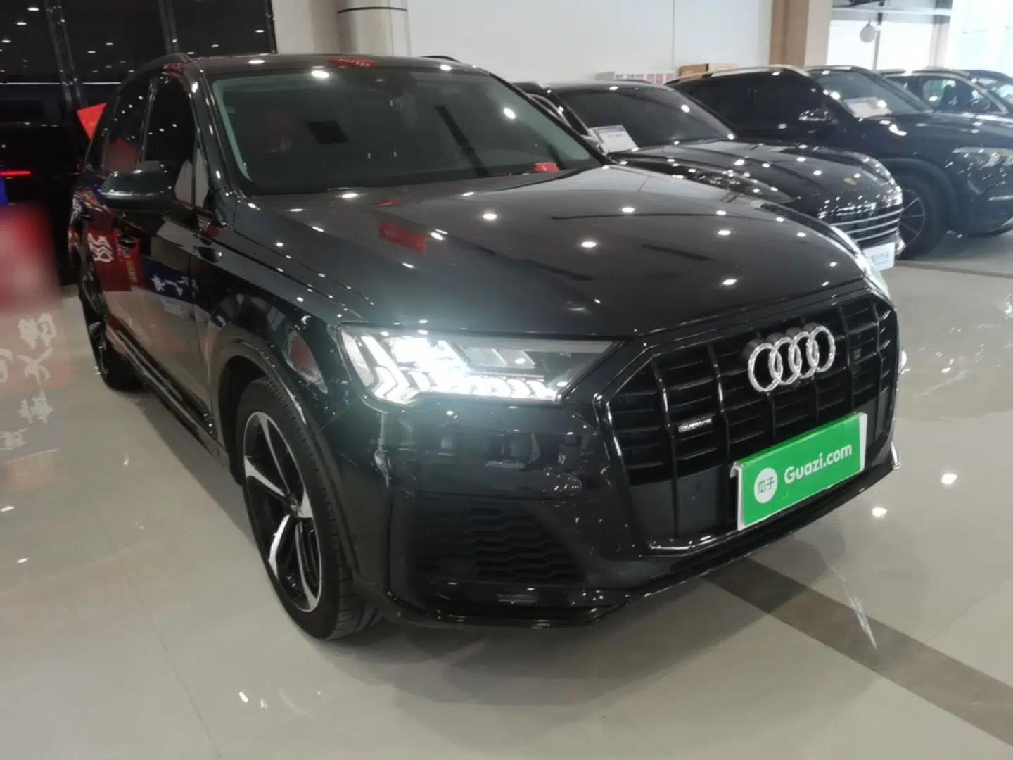Audi Q7 2020 55 TFSI quattro Black Warrior Exclusive Edition — миниатюра 3