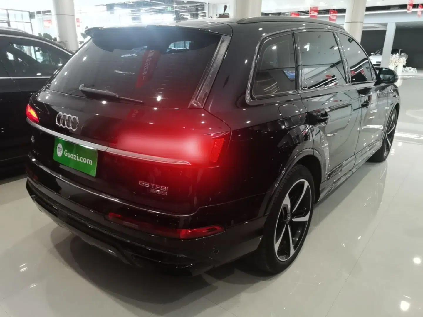 Audi Q7 2020 55 TFSI quattro Black Warrior Exclusive Edition — миниатюра 6