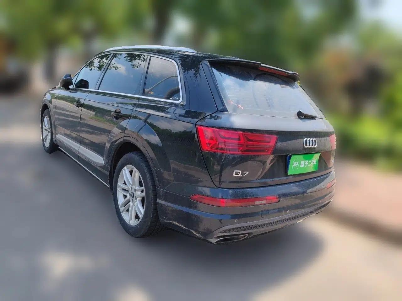 Audi Q7 2016 40 TFSI Comfort Model — миниатюра 4