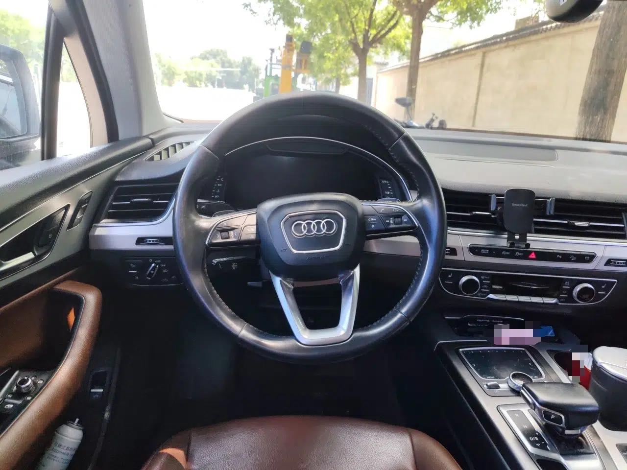 Audi Q7 2016 40 TFSI Comfort Model — миниатюра 10