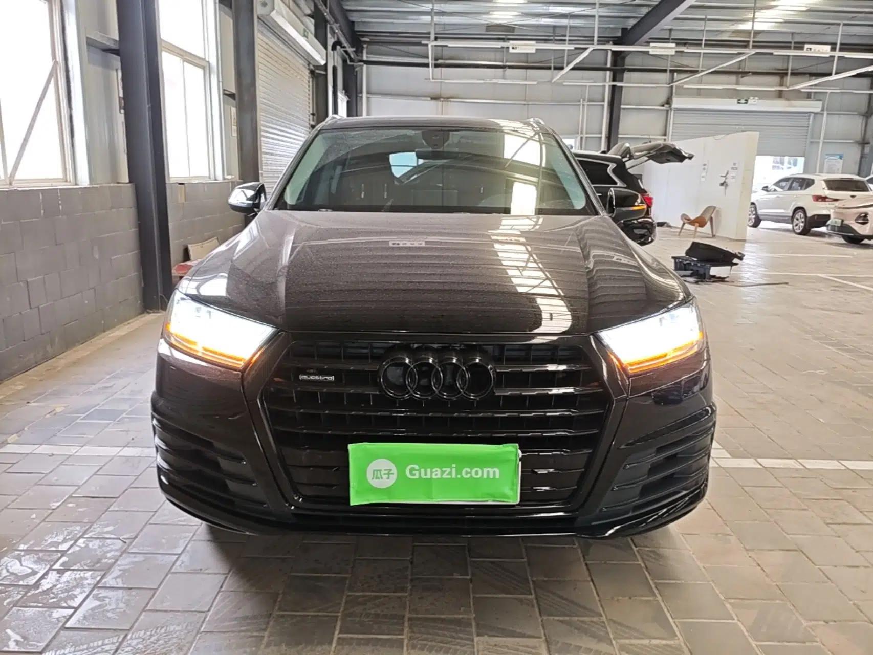 Audi Q7 2018 40 TFSI Comfort Model — миниатюра 2