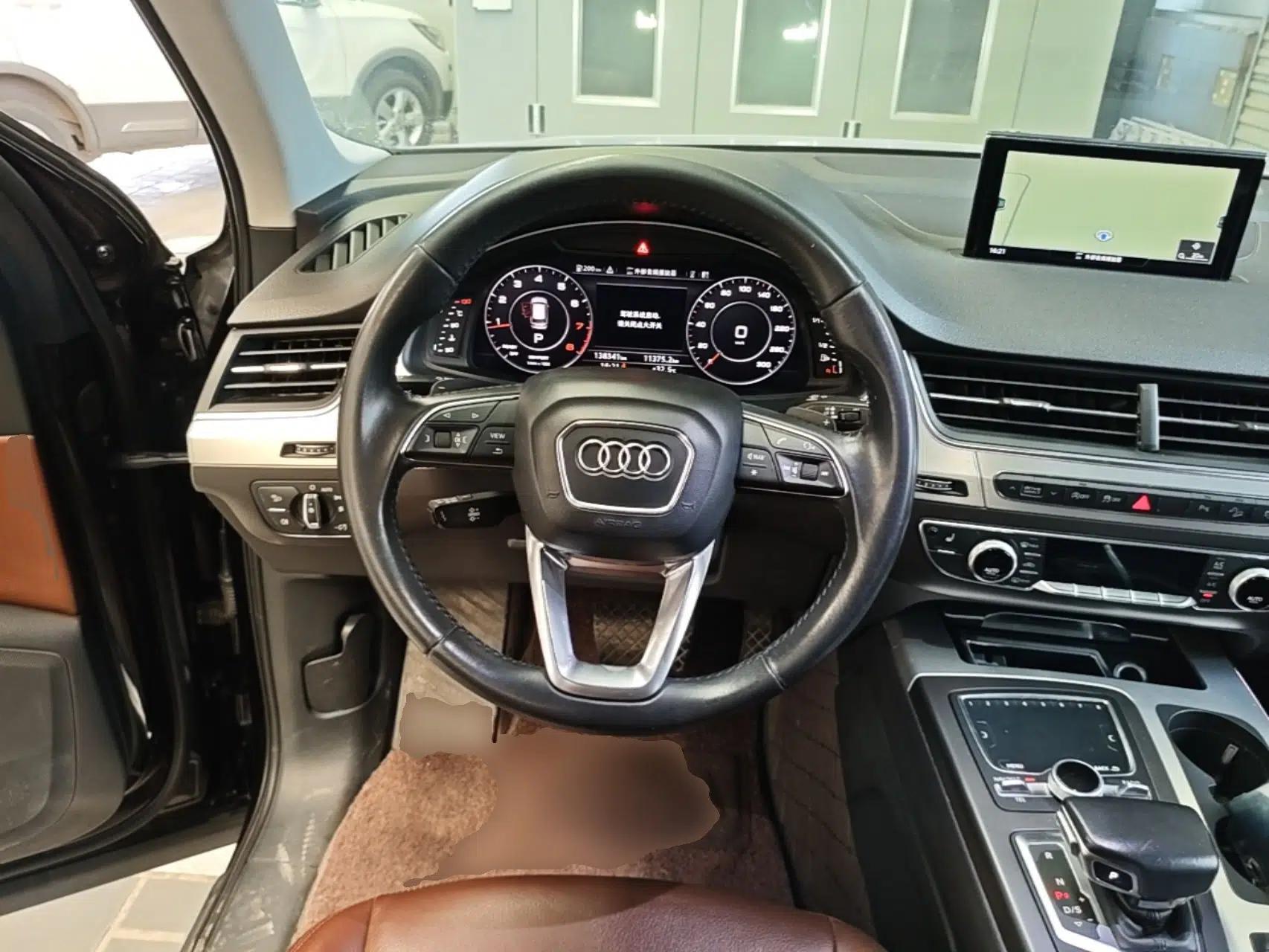 Audi Q7 2018 40 TFSI Comfort Model — миниатюра 18