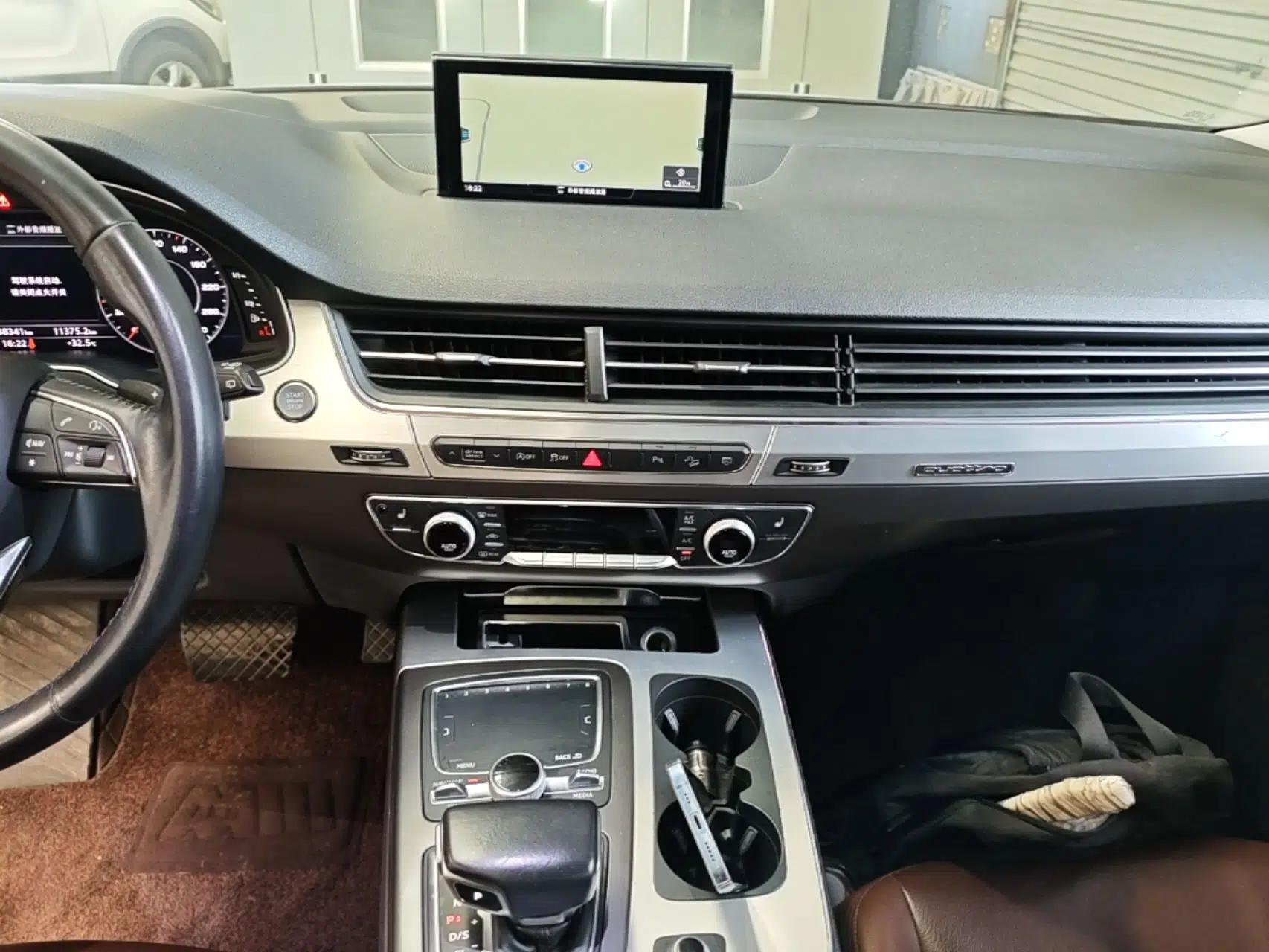 Audi Q7 2018 40 TFSI Comfort Model — миниатюра 20
