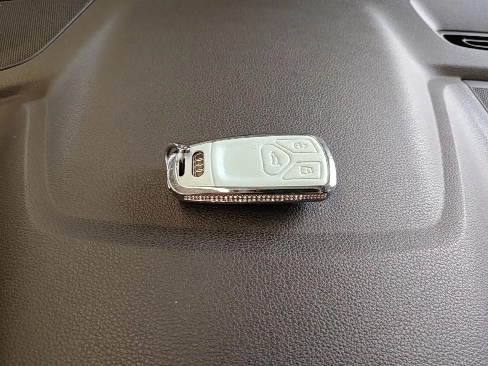 Audi Q7 2018 40 TFSI Comfort Model — миниатюра 28