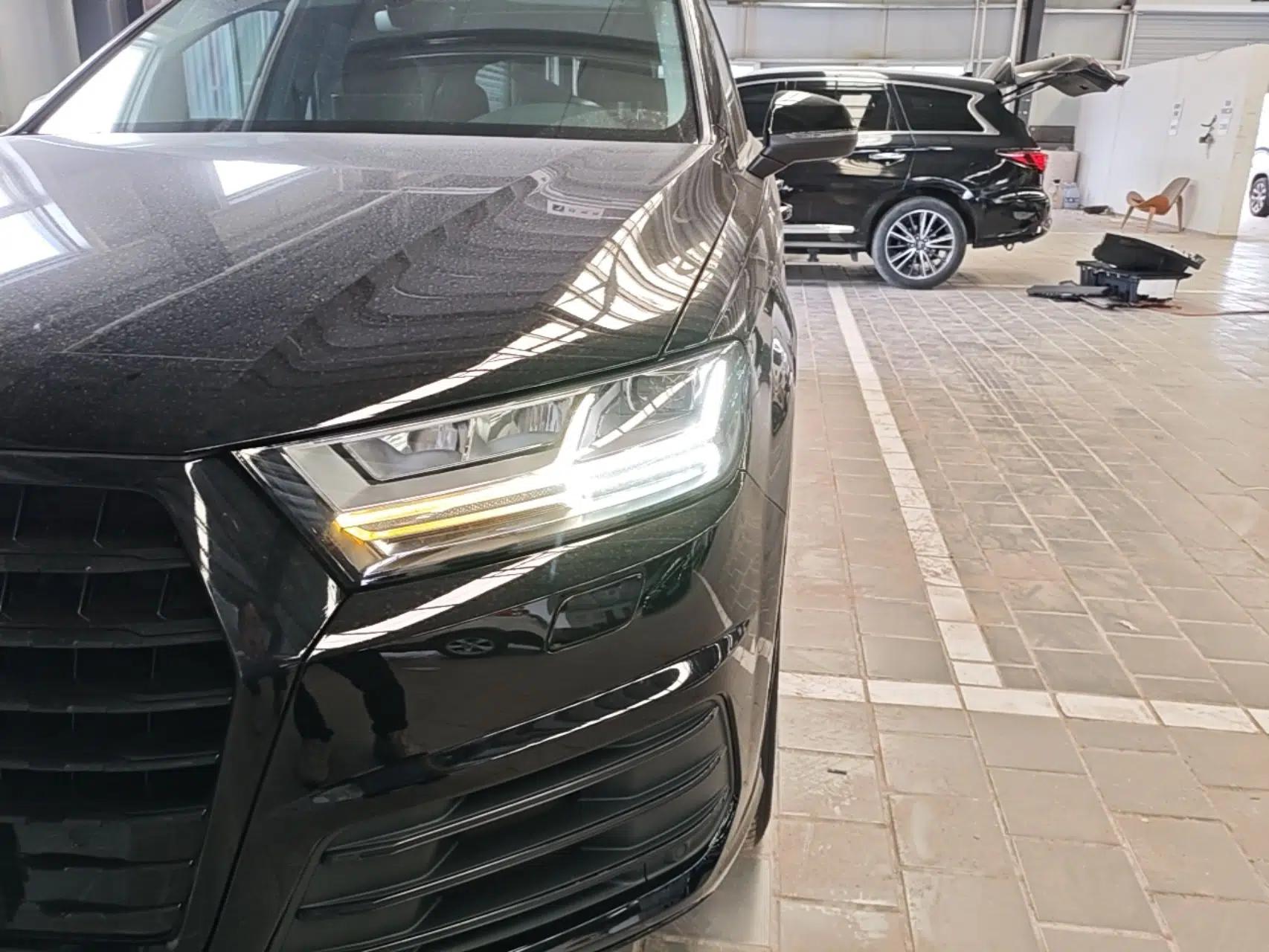 Audi Q7 2018 40 TFSI Comfort Model — миниатюра 8