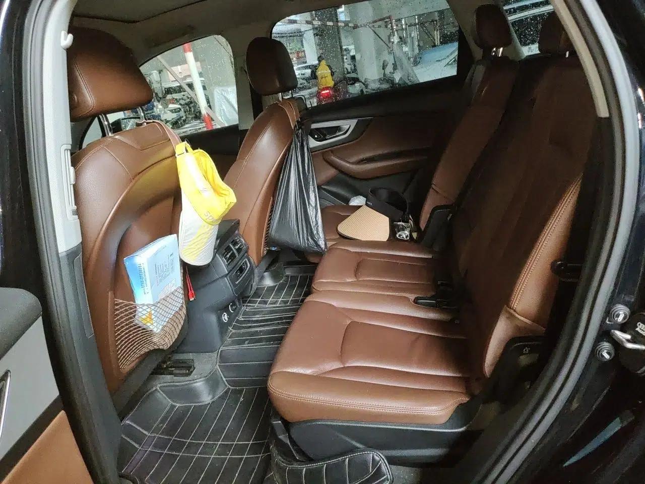 Audi Q7 2018 40 TFSI Comfort Model — миниатюра 17