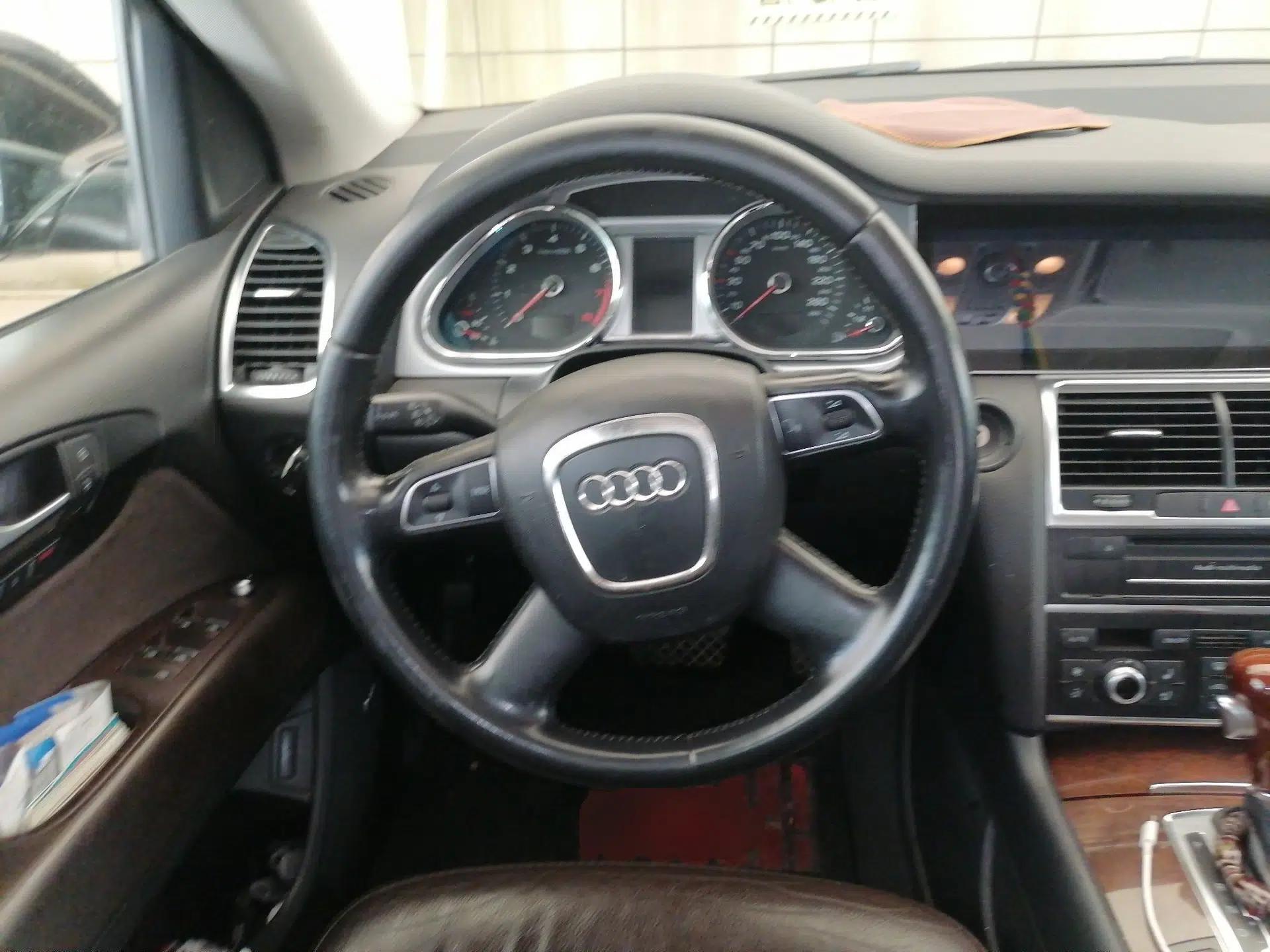Audi Q7 2011 Audi Q7, Automatic, 3.0T, 7-Seater, Parallel Import — миниатюра 10