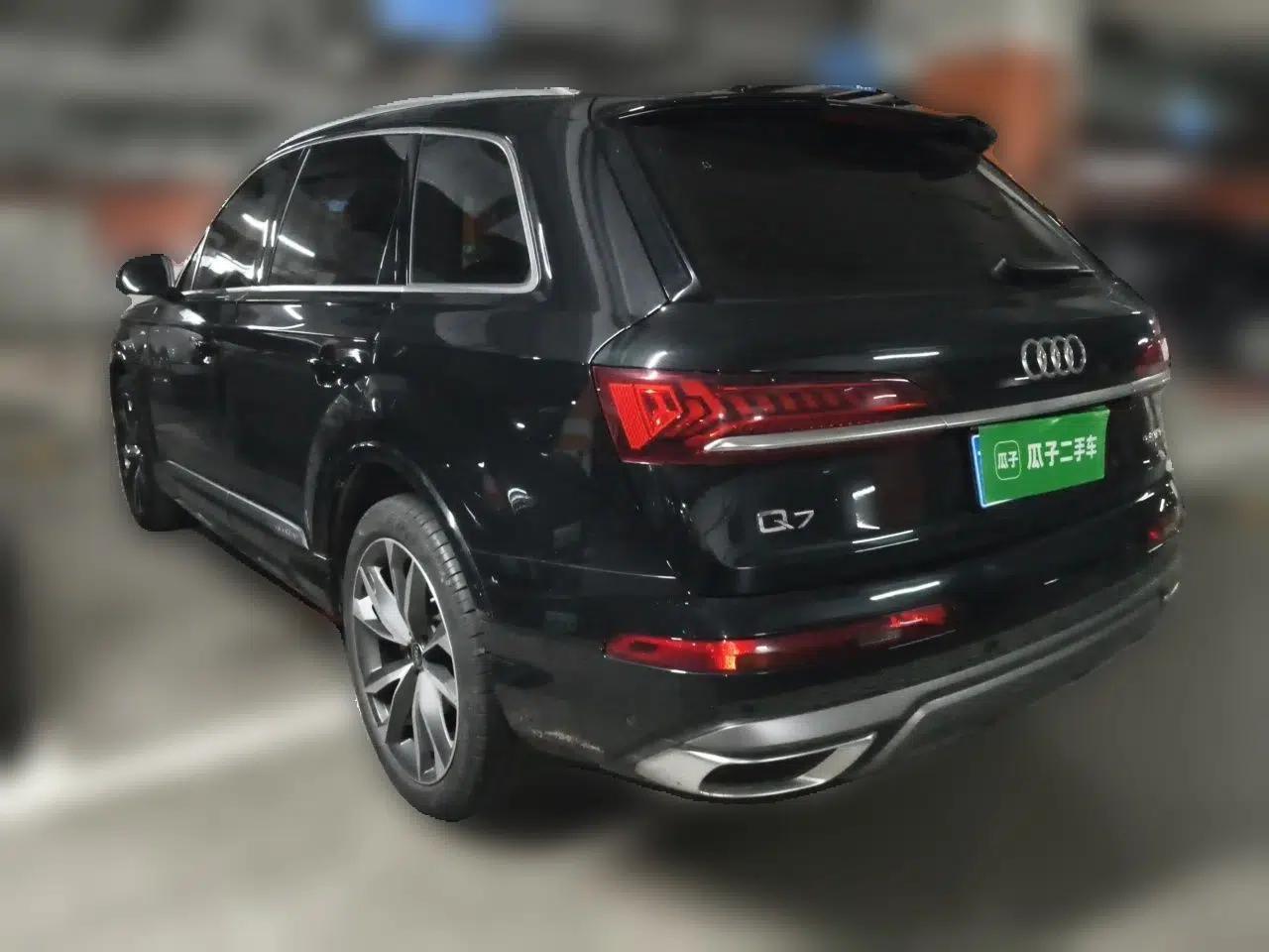 Audi Q7 2023 55 TFSI quattro S line Sport Edition — миниатюра 4