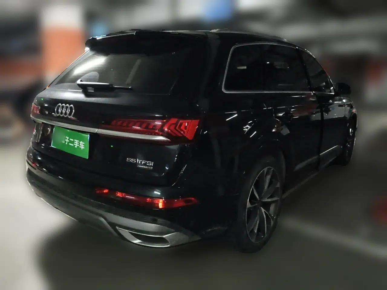Audi Q7 2023 55 TFSI quattro S line Sport Edition — миниатюра 6