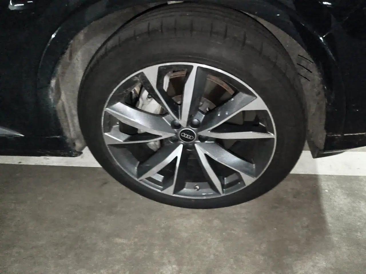 Audi Q7 2023 55 TFSI quattro S line Sport Edition — миниатюра 8