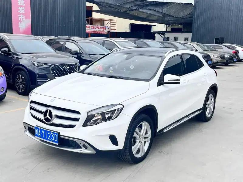 2017 Mercedes-Benz GLA 200 Dynamic — миниатюра 1