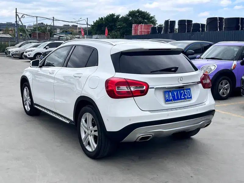2017 Mercedes-Benz GLA 200 Dynamic — миниатюра 4
