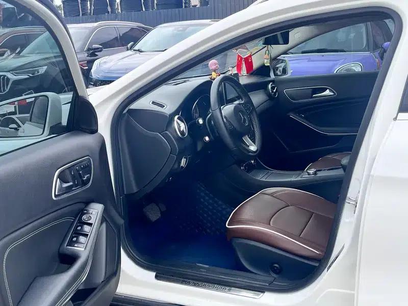 2017 Mercedes-Benz GLA 200 Dynamic — миниатюра 8