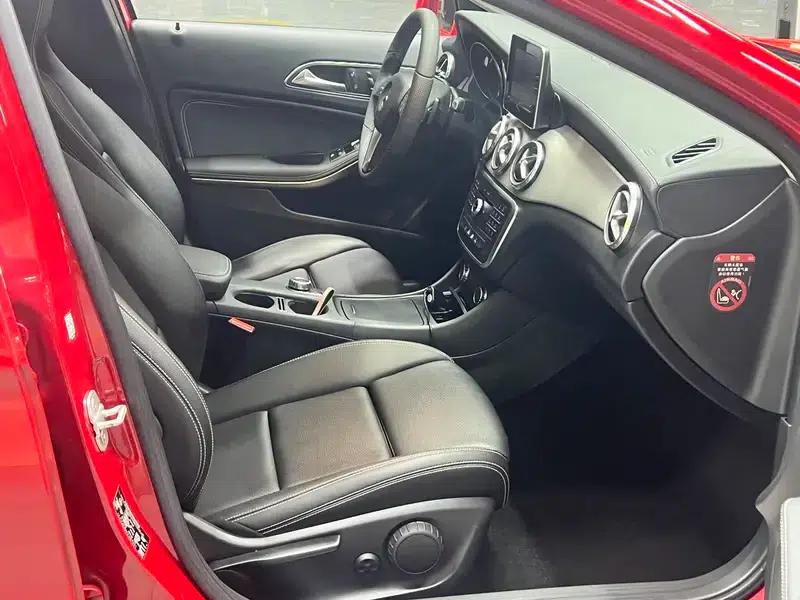2016 Mercedes-Benz GLA 200 Fashion Edition — миниатюра 14