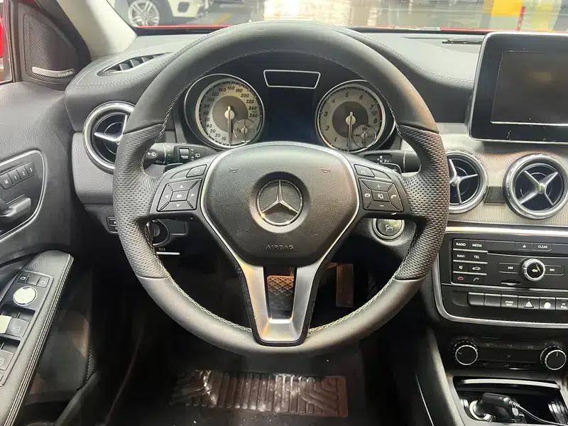 2016 Mercedes-Benz GLA 200 Fashion Edition — миниатюра 20