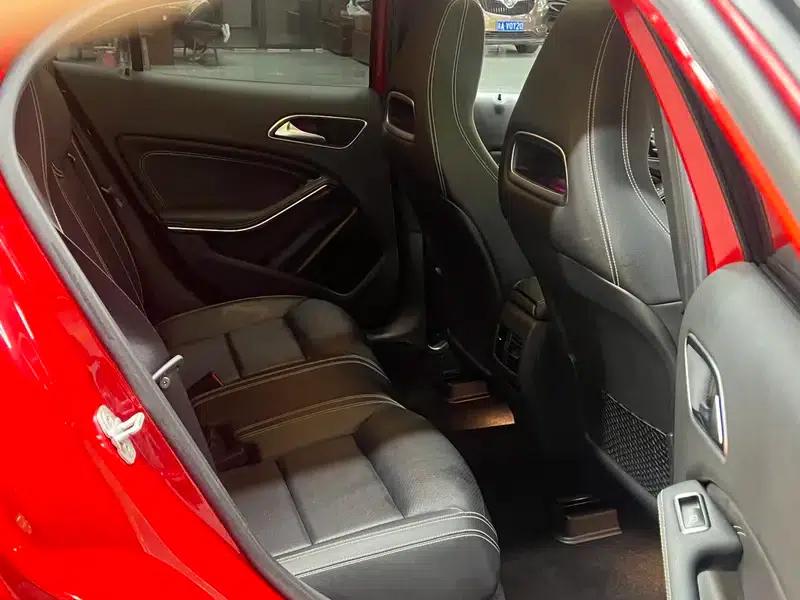 2016 Mercedes-Benz GLA 200 Fashion Edition — миниатюра 28