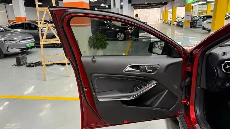 2018 Mercedes-Benz GLA 220 4MATIC Sport — миниатюра 25