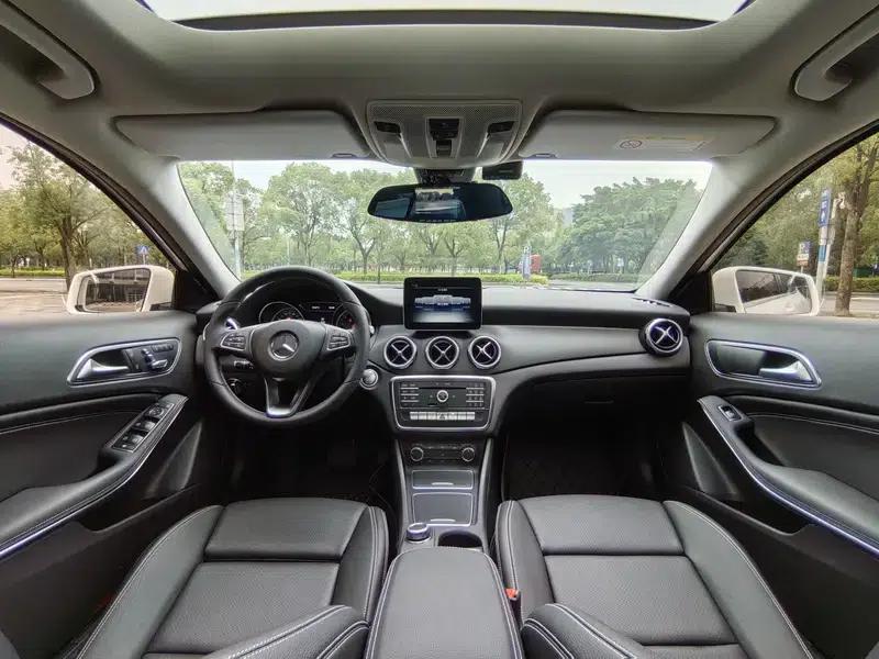 2017 Mercedes-Benz GLA 200 Dynamic — миниатюра 18
