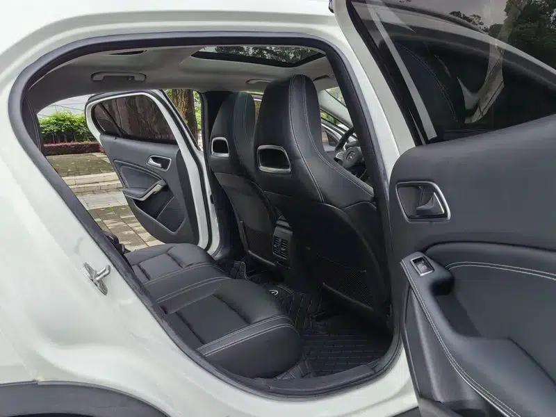2017 Mercedes-Benz GLA 200 Dynamic — миниатюра 27