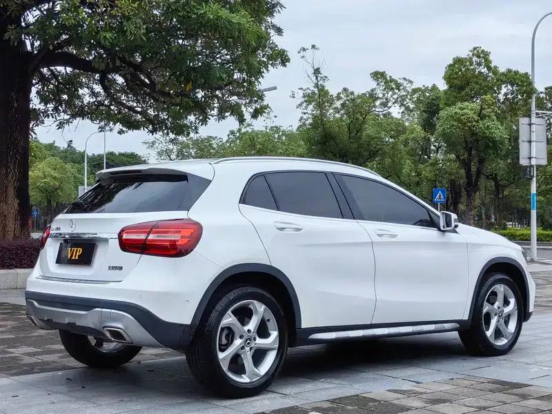 2017 Mercedes-Benz GLA 200 Dynamic — миниатюра 6