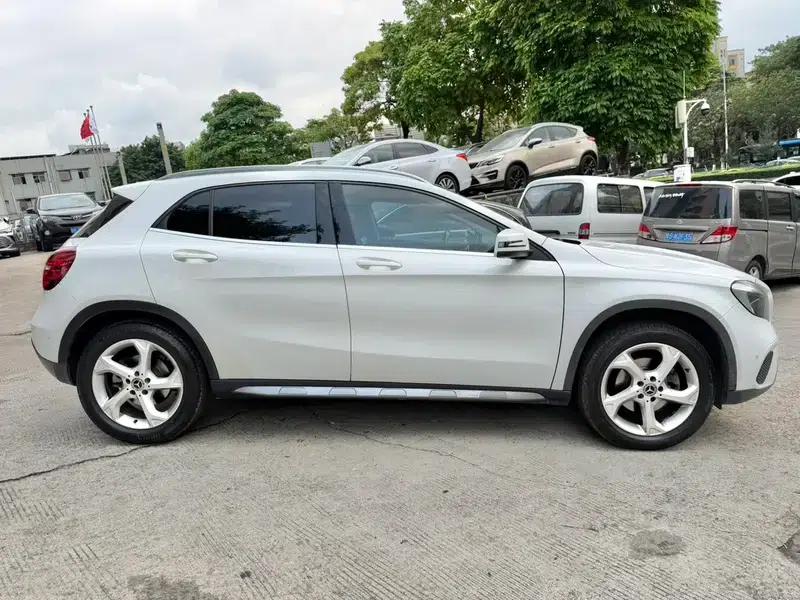 2018 Mercedes-Benz GLA 200 Dynamic — миниатюра 6