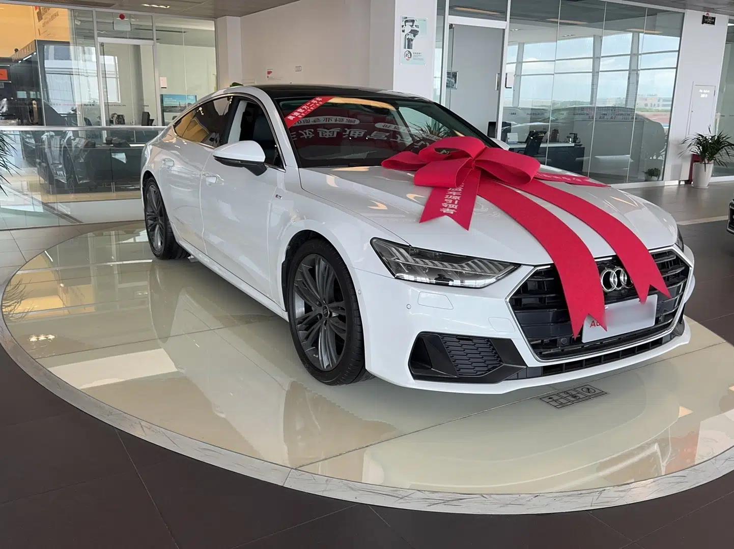 Audi A7 2023 45 TFSI Prestige Edition — миниатюра 1
