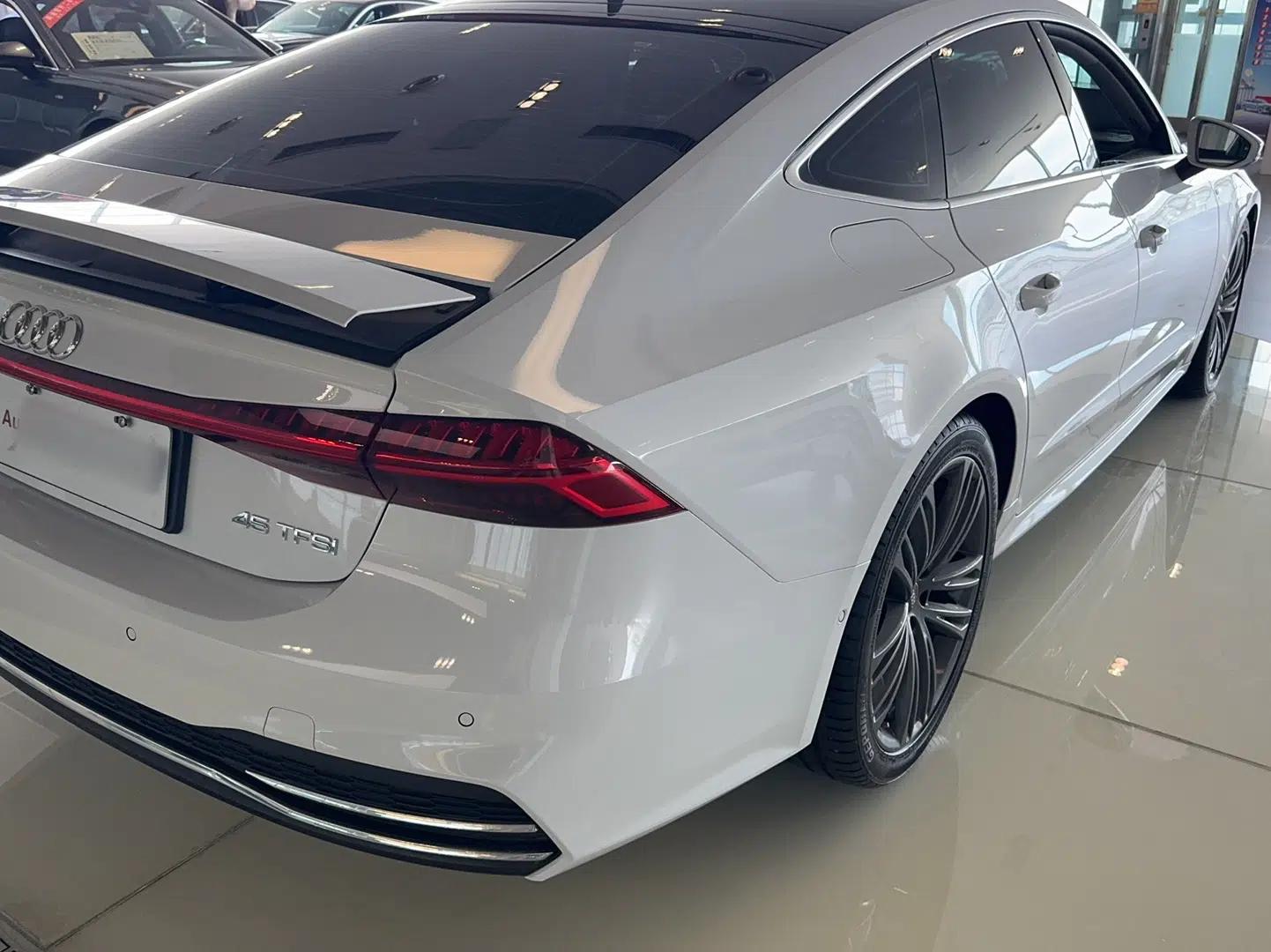 Audi A7 2023 45 TFSI Prestige Edition — миниатюра 5