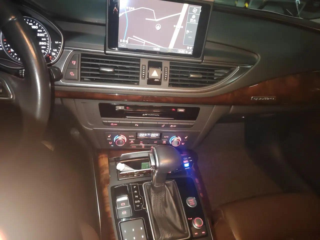 Audi A7 2012 3.0TFSI quattro Luxury Edition — миниатюра 13