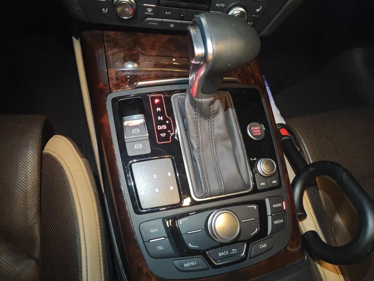 Audi A7 2013 50 TFSI quattro Luxury Model — миниатюра 14