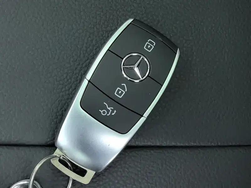 2019 Mercedes-Benz GLB 200 Dynamic — миниатюра 11