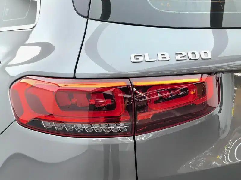 2019 Mercedes-Benz GLB 200 Dynamic — миниатюра 13