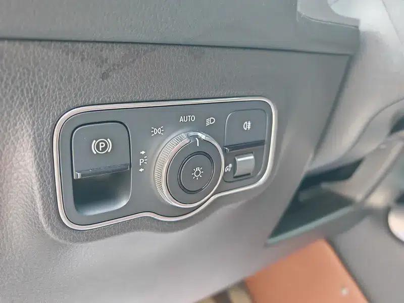 2022 Mercedes-Benz GLB 220 Fashion Edition — миниатюра 17