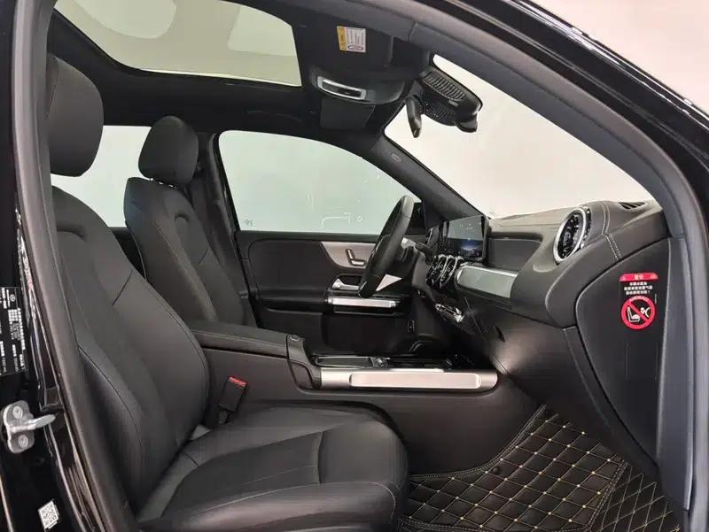 Mercedes-Benz GLB 2024 Facelift GLB 200 Dynamic — миниатюра 23