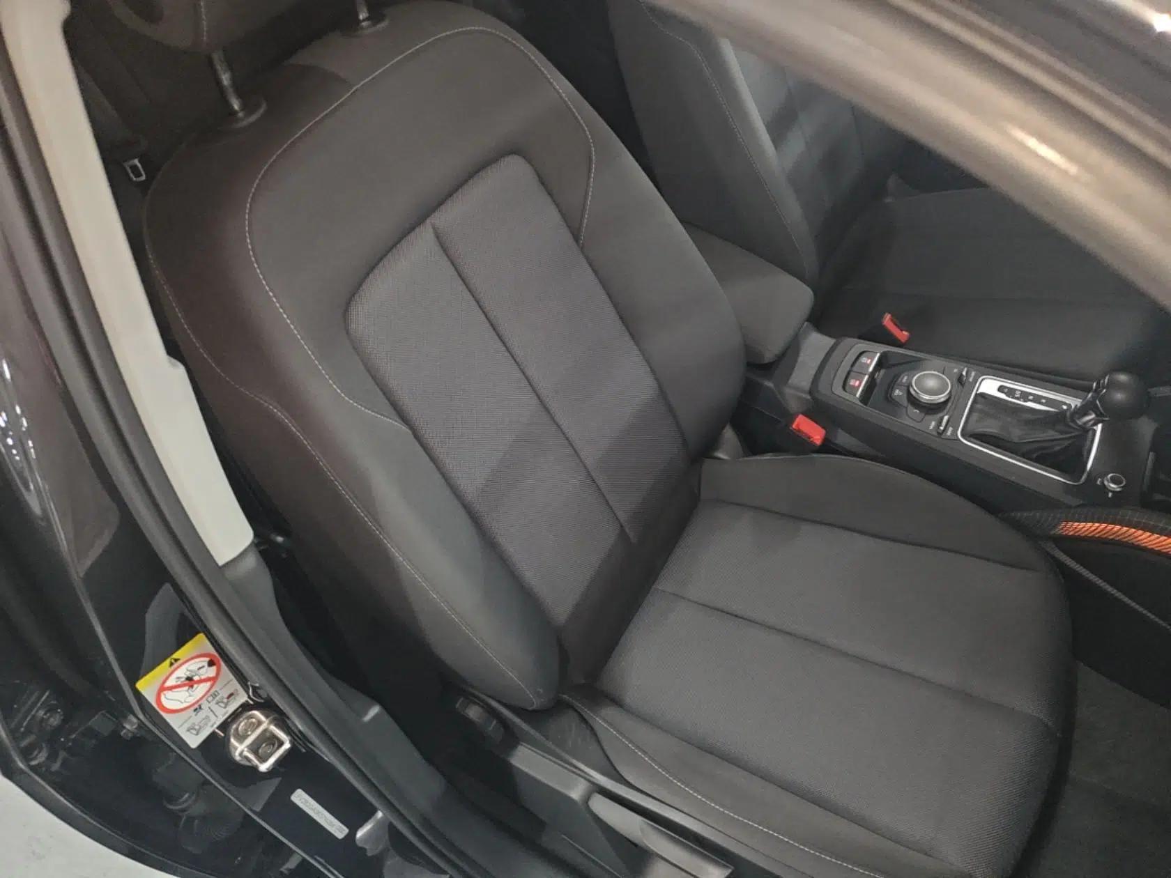 Audi Q2L 2018 35 TFSI Launch Exclusive Edition China V — миниатюра 19