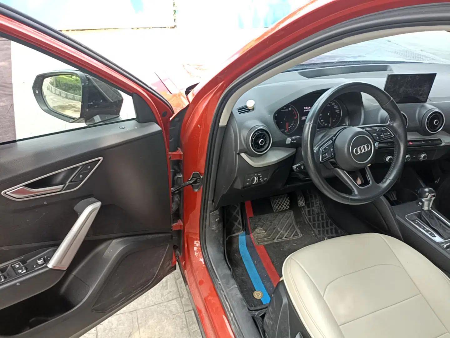 Audi Q2L 2020 35 TFSI Ambition Dynamic Edition — миниатюра 18