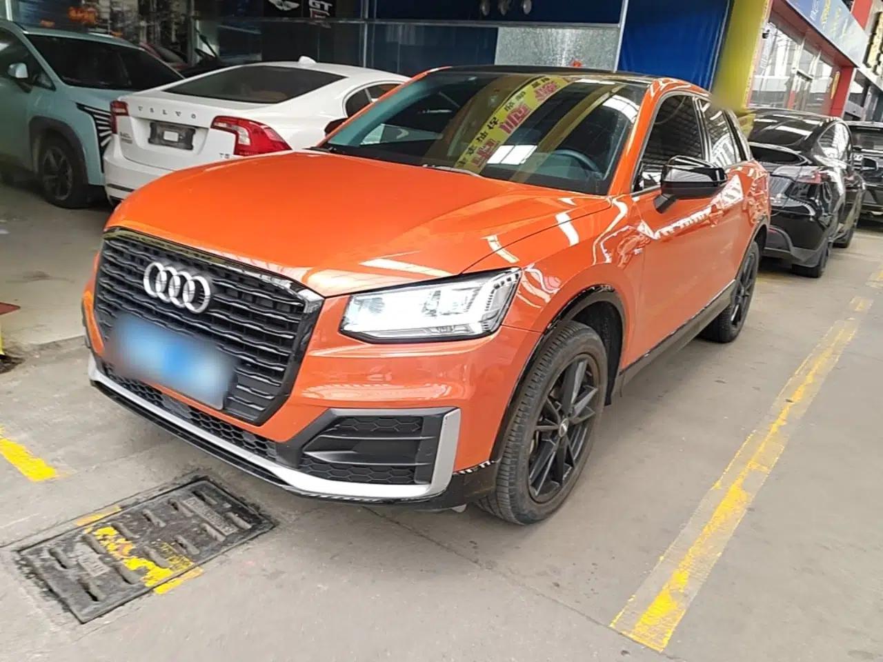 Audi Q2L 2018 35 TFSI Fashion Dynamic Version China VI Emission Standard — миниатюра 1