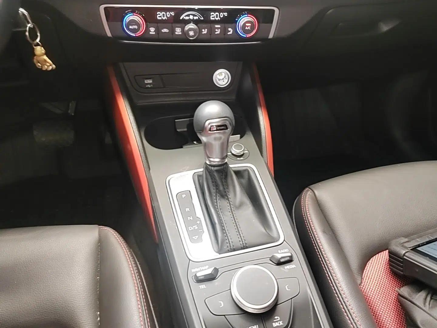 Audi Q2L 2018 35 TFSI Fashion Dynamic Version China VI Emission Standard — миниатюра 16