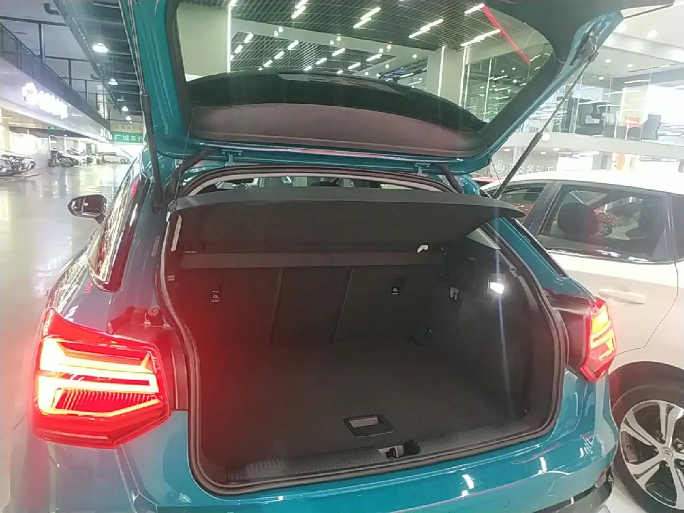 Audi Q2L 2020 35 TFSI Fashion Dynamic Model — миниатюра 22