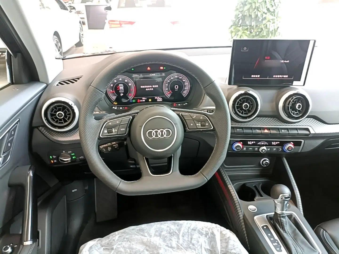 Audi Q2L 2025 35 TFSI Fashion Dynamic Edition — миниатюра 18