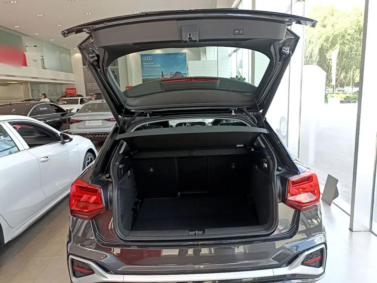 Audi Q2L 2025 35 TFSI Fashion Dynamic Edition — миниатюра 27