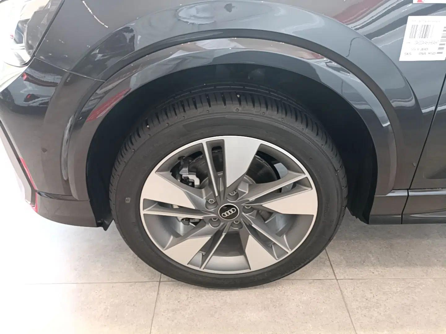 Audi Q2L 2025 35 TFSI Fashion Dynamic Edition — миниатюра 10