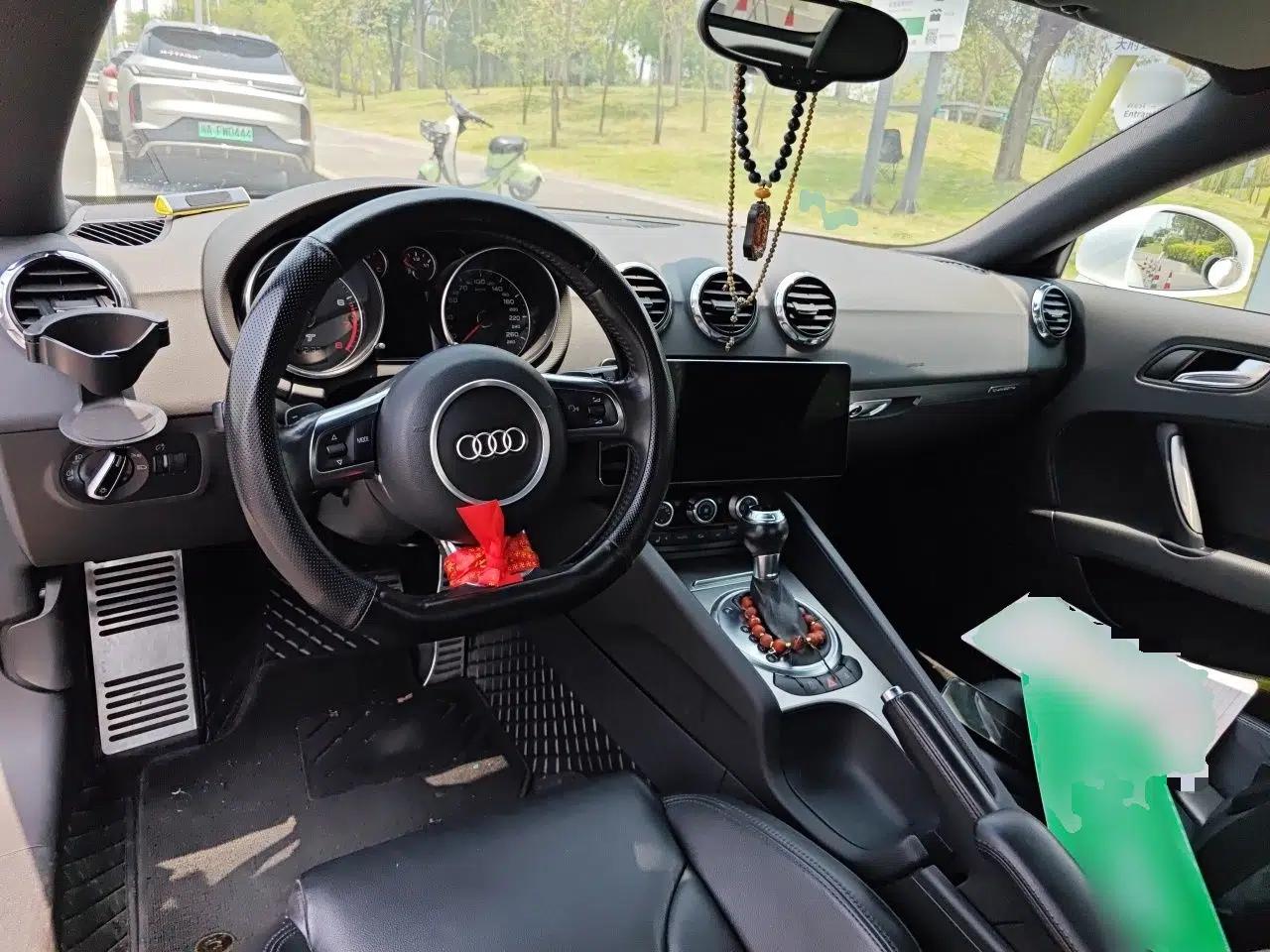 Audi TT 2011 TT Coupe 2.0TFSI quattro — миниатюра 9
