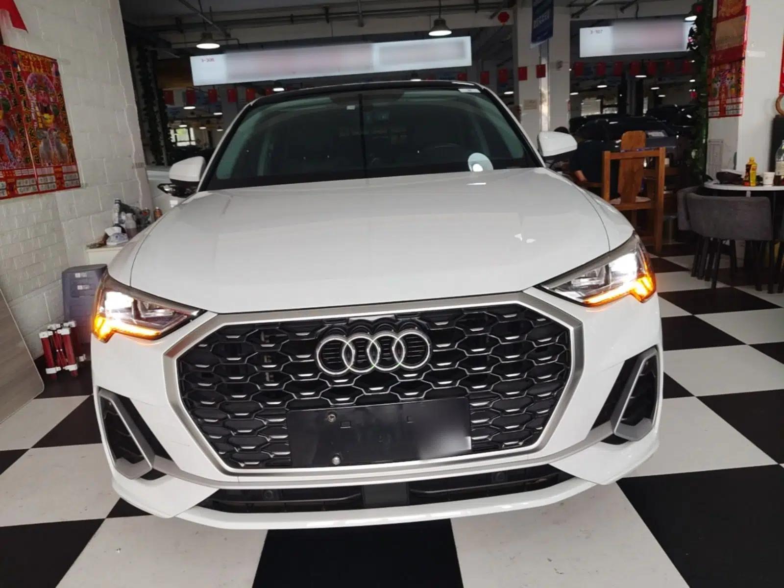Audi Q3 Sportback 2020 40 TFSI Fashion Model — миниатюра 2