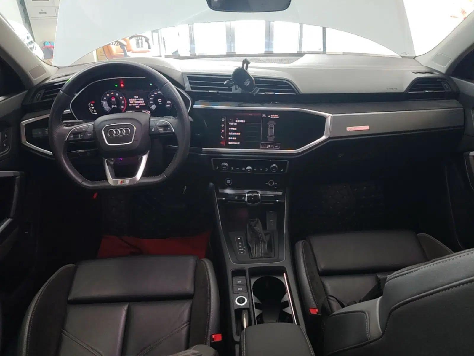 Audi Q3 Sportback 2020 40 TFSI Fashion Model — миниатюра 12