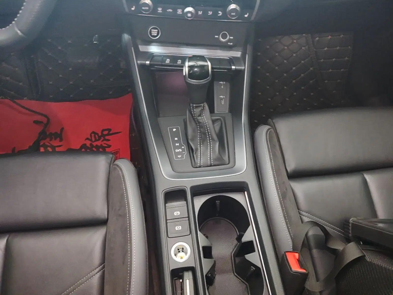 Audi Q3 Sportback 2020 40 TFSI Fashion Model — миниатюра 16