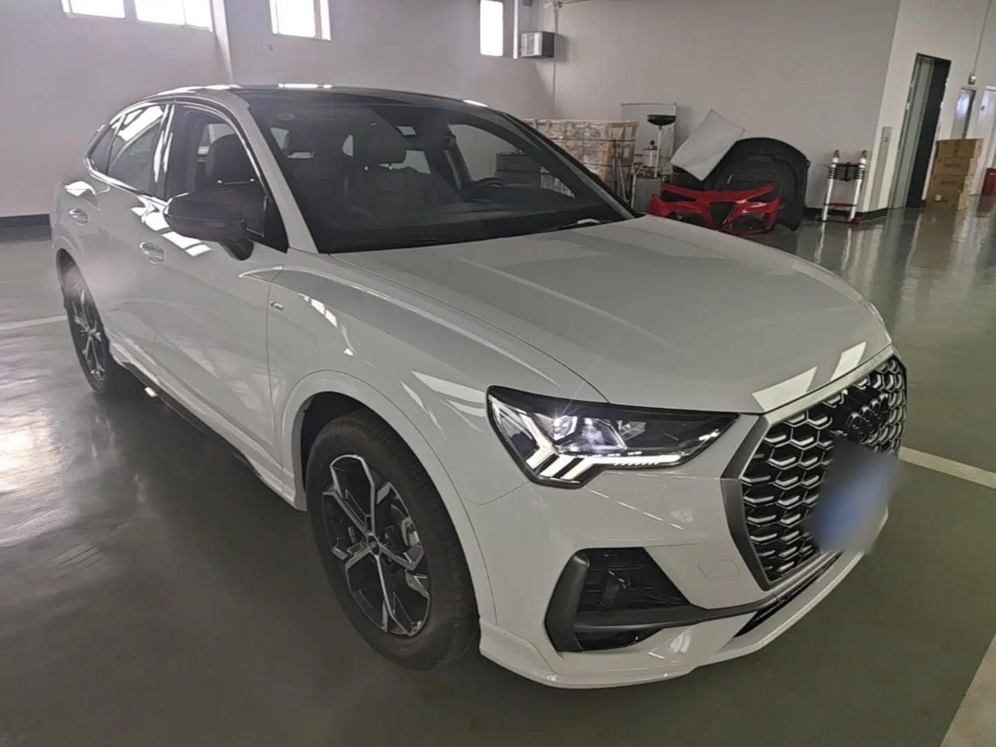 Audi Q3 Sportback 2024 40 TFSI Fashion Version — миниатюра 12